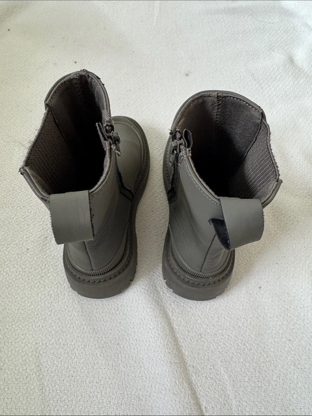 Zara Kids Dark Gray Pull-On Chelsea Boots